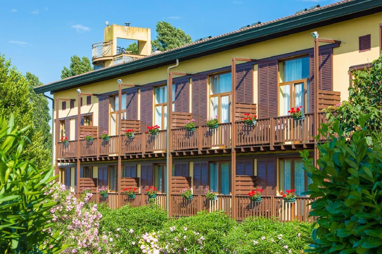 Hotel Golf Inn Λινιάνο Σαμπιαντόρο Εξωτερικό φωτογραφία